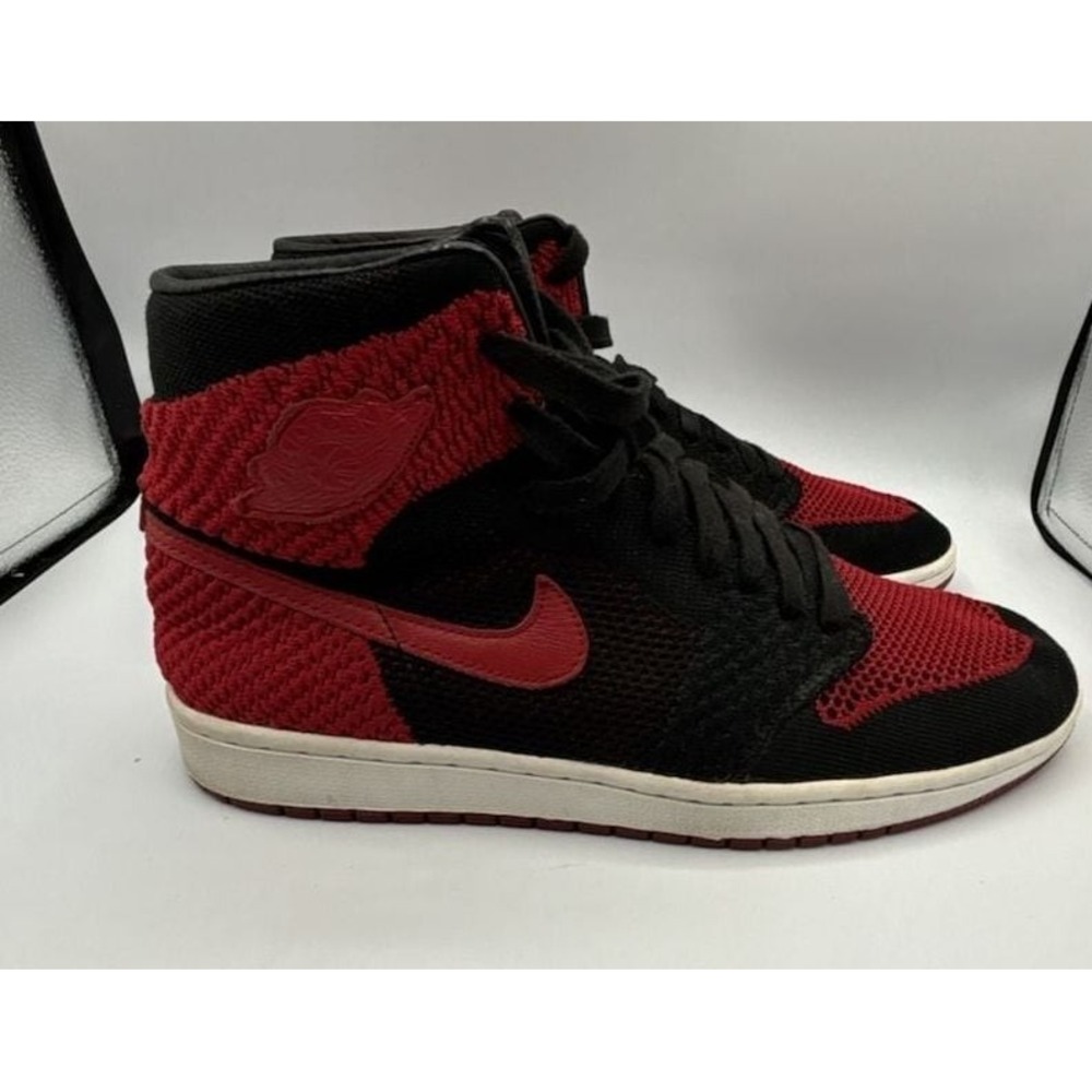 Air Jordan 1 Retro High OG Flyknit 'Bred'